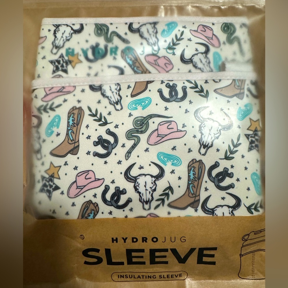 HydroJug Pro Insulated Sleeve w/ Clear Straw NWT